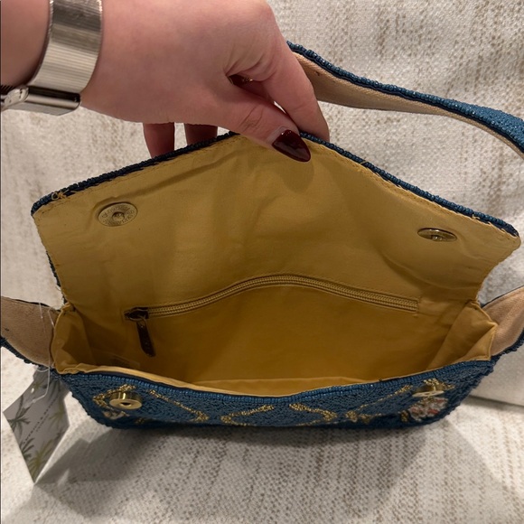 Viral Shell Beaded Bag NWT - Picture 6 of 9